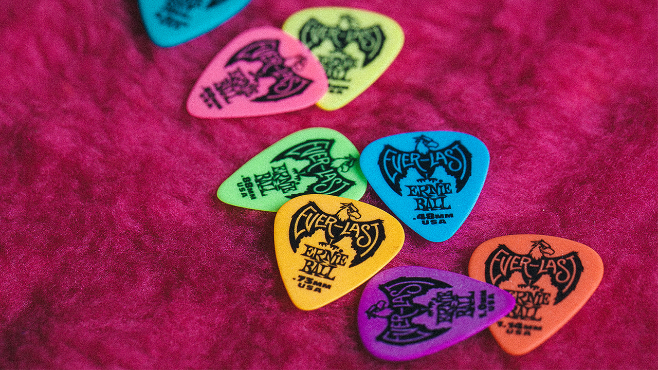Buying Guide How To Choose The Right Guitar Pick Ernie Ball Blog buying-guide-how-to-choose-the-right-guitar-pick-ernie-ball-blog